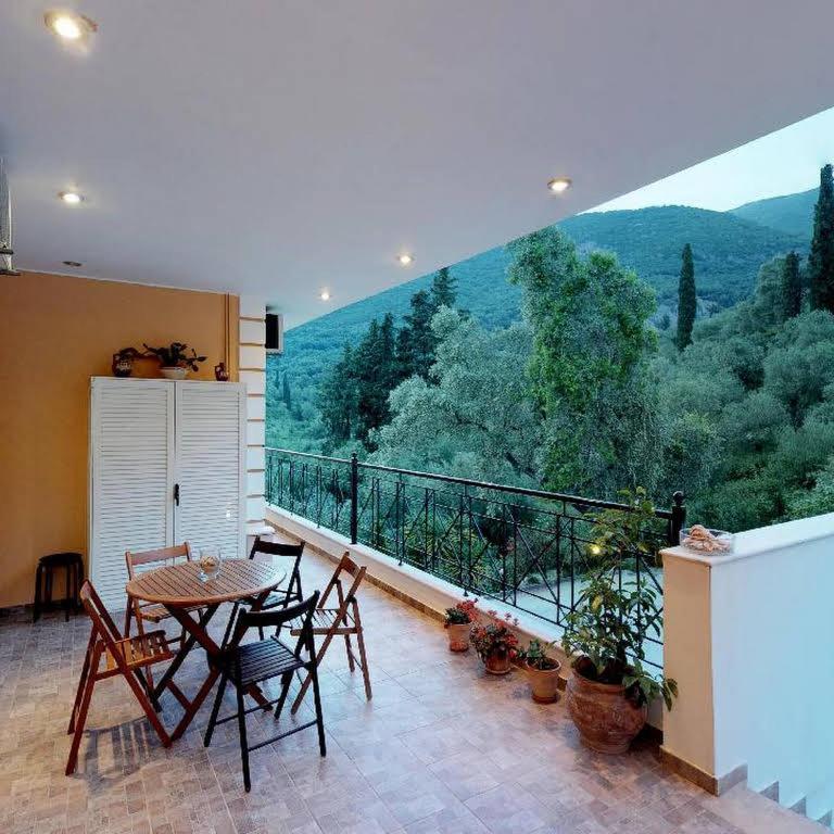Dafni Studios No4 Parga Buitenkant foto